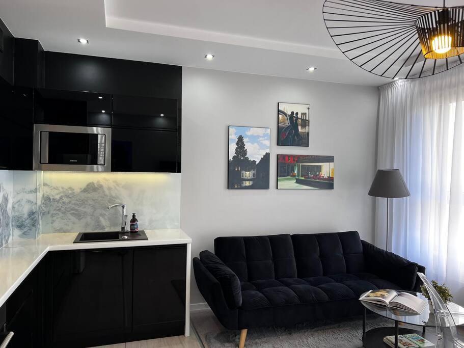Europa22 "Apartament Delux" Z Wanna - Centrum Miasta Z Widokiem Na Staw Tomaszów Mazowiecki Dış mekan fotoğraf